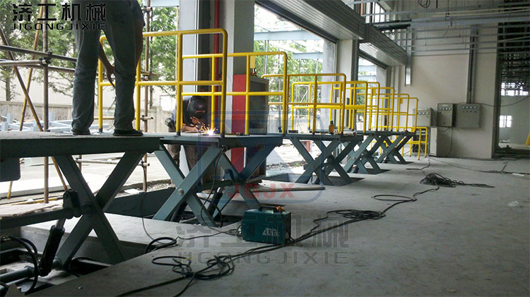 裝卸貨升降平臺